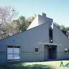 后现代主义的人文设计师：评罗伯特·文丘里